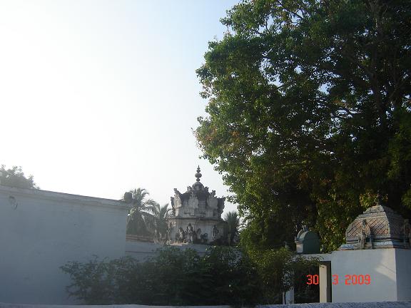 பெருமாள் கோவில் ​